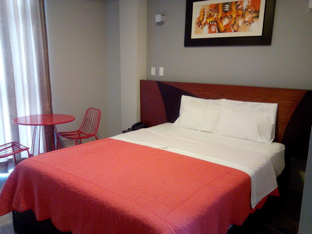 Hotel Vicente De La Vega Chiclayo Exterior photo